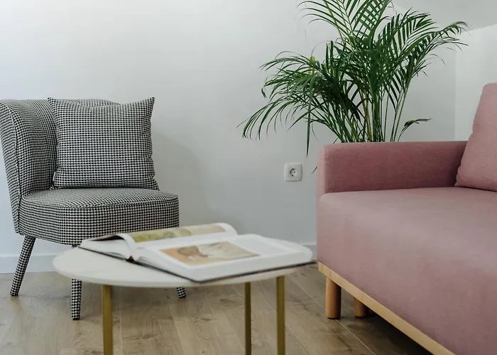 By The River 3* אומיס